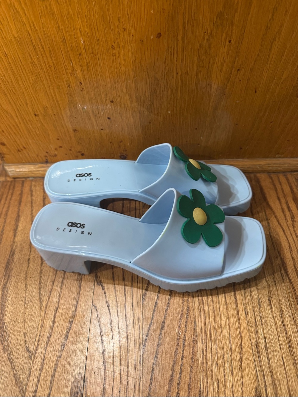 ASOS Design Flower Slip On Open Toe Shoes Size 41 (US 10) Summer Vacation Resort